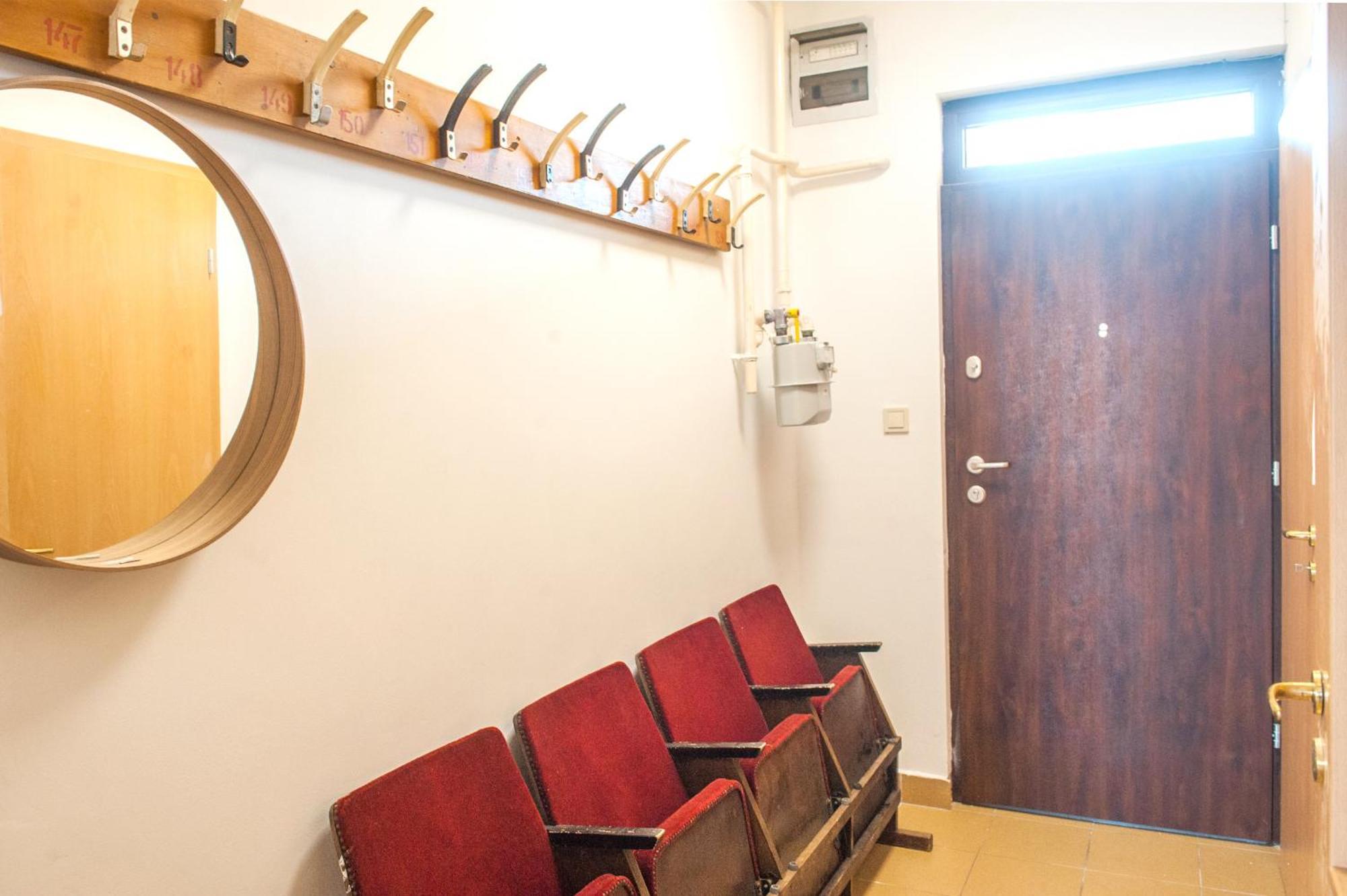 בודפשט Spacious 2 Story Loft W Balcony Near Opera, Andrassy מראה חיצוני תמונה